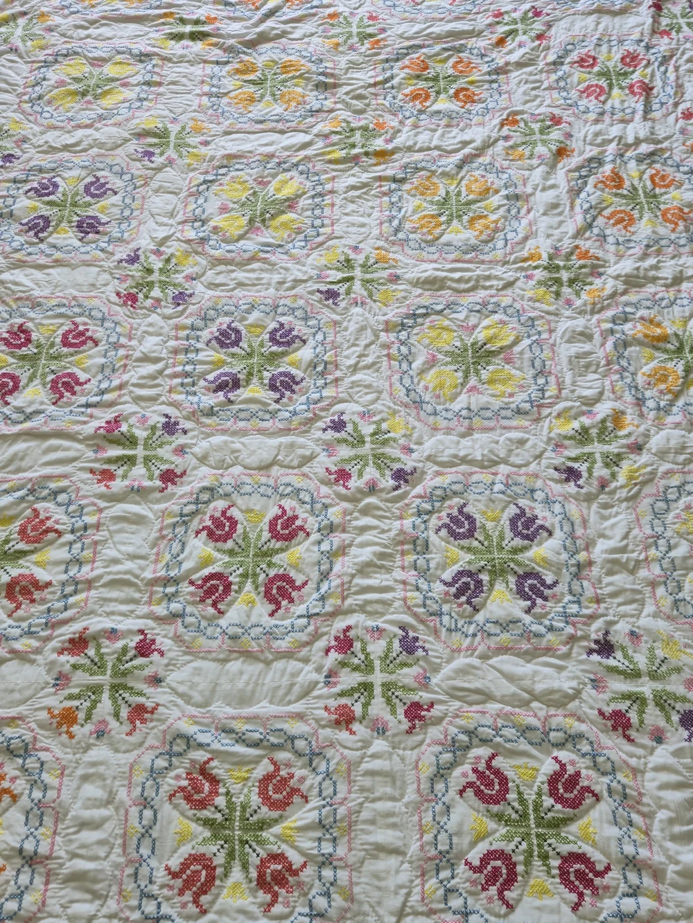 Vintage Handmade Floral Tulip Quilt Set - Signed Heirloom 3-Piece Lace Edge